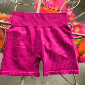 💫 FREE w/ BUNDLE! 💫 Hot pink ribbed bike shorts